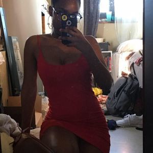 Meet your Posher, Elle